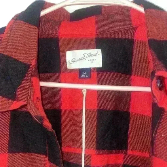 Universal Thread buffalo check flannel shirt - Picture 2 of 2